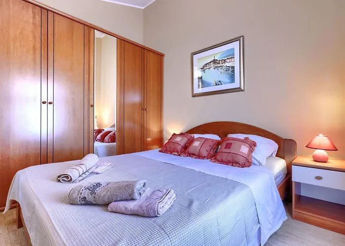 Appartement Maria By Interhome Pula