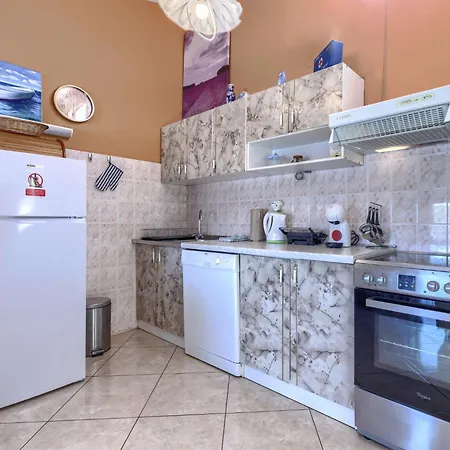 Maria By Interhome *