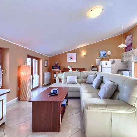 Maria - Pul 350 By Interhome Apartment Pula