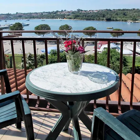 Apartment Maria - Pul 350 By Interhome